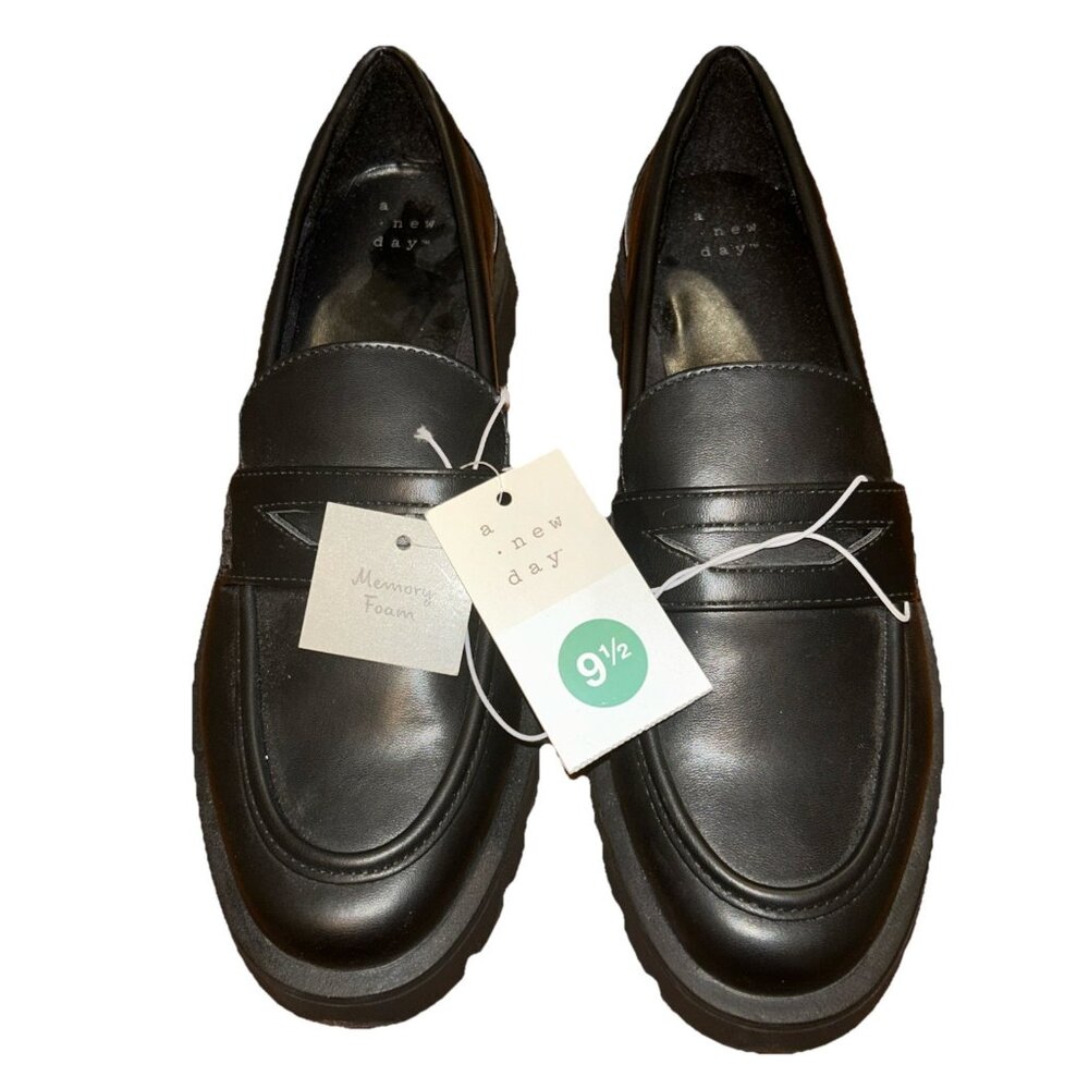 A New Day Loafers Women Size 9.5